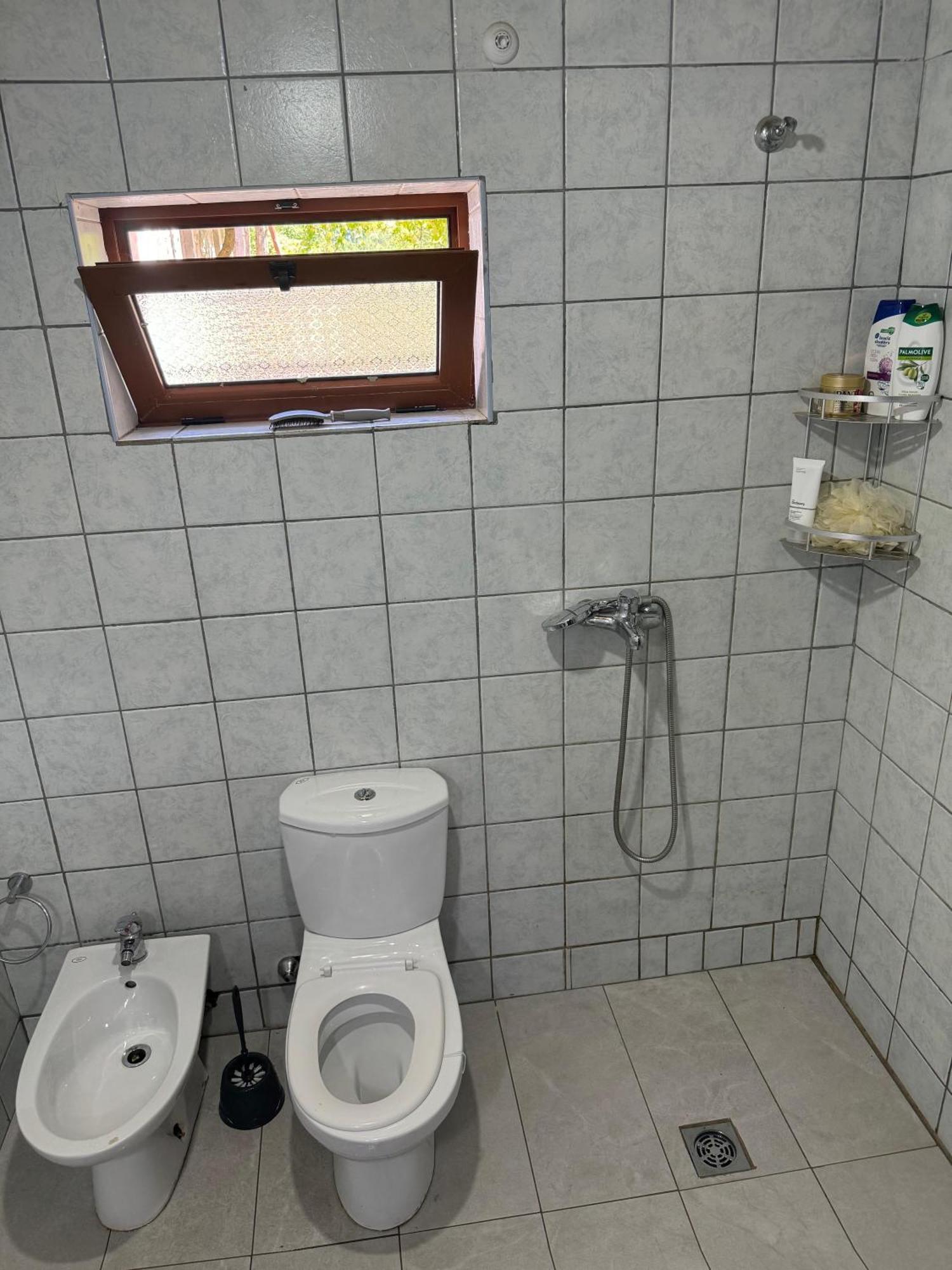 Bujtina Shkambi Hotel Theth Luaran gambar