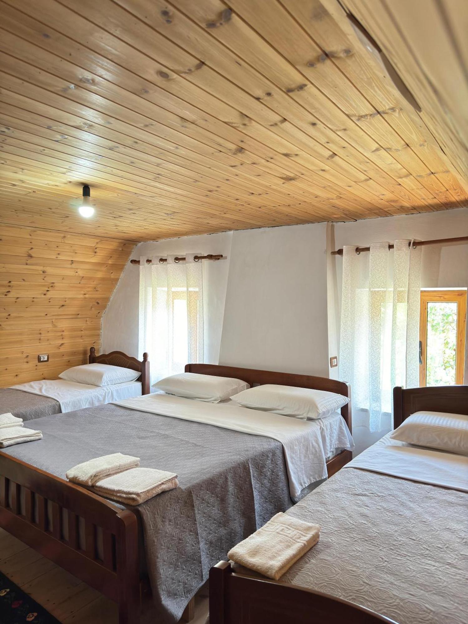 Bujtina Shkambi Hotel Theth Luaran gambar